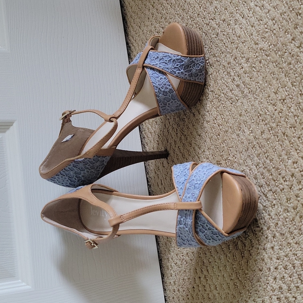 Beige and blue platform heels